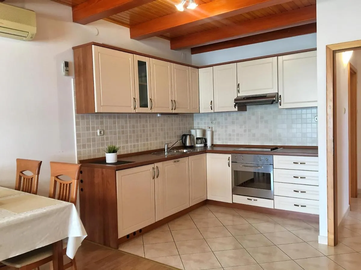 Apartment Anima 3 Klimno Croatia